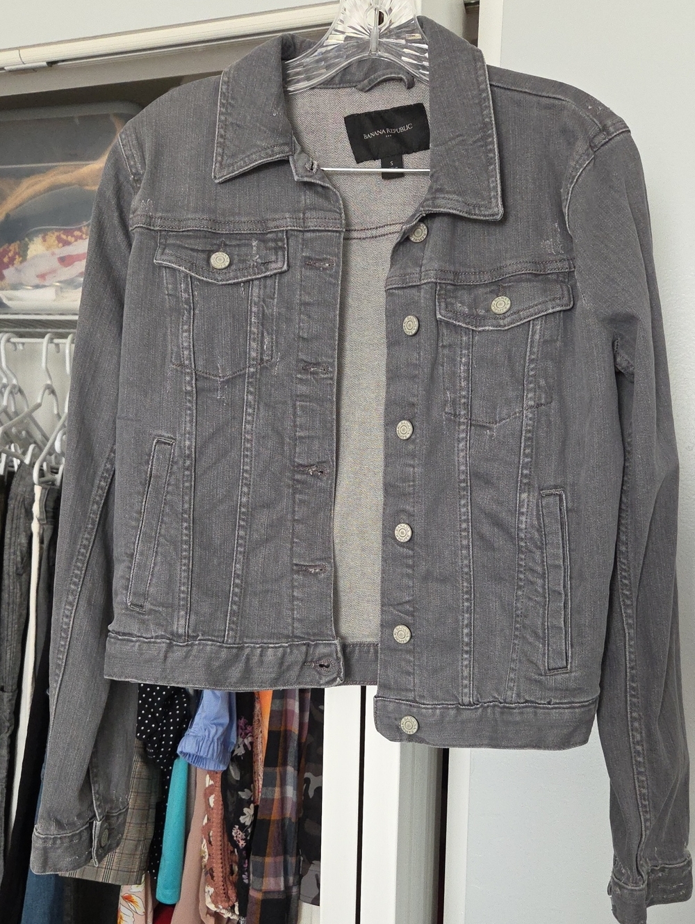 Banana Republic Gray Denim Jacket - Classic Button-Front